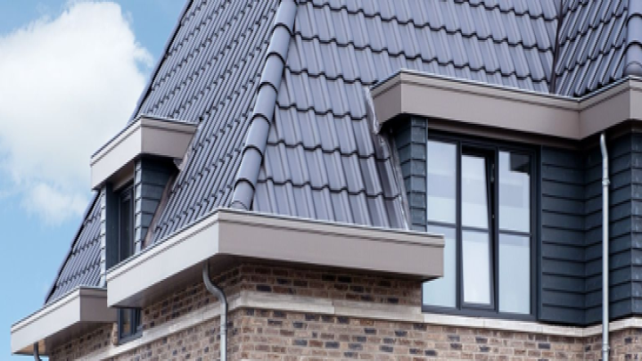 Kunststof boeiboorden: de dakrandoplossing die jarenlang strak blijft